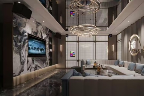 玉树夜场新机遇 真诚服务点亮职业之路